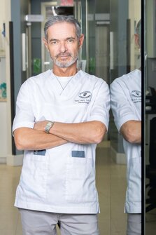 Gad Lasry D.D. M.B.A.